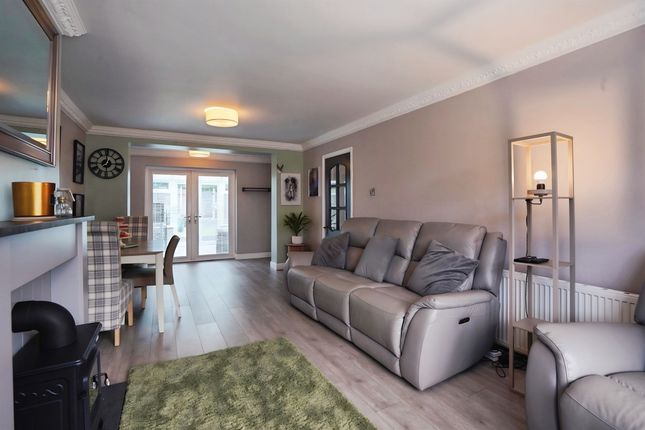 6, Appleton Way, Barnsley photo 4