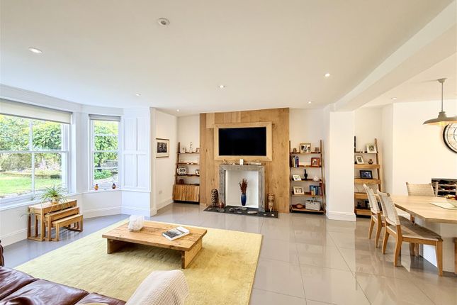 3, Collingwood Villas, Plymouth photo 3