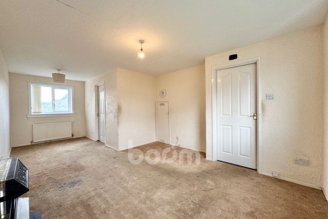 15, Newton Road Lenzie, Kirkintilloch, Glasgow photo 2