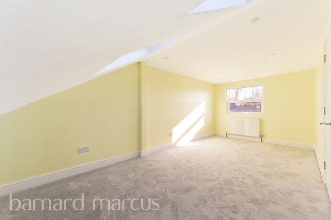 Flat for sale in Croham Road, South Croydon