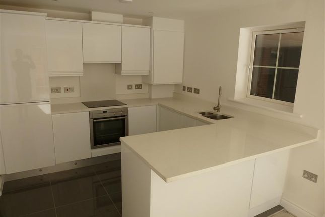 Craufurd Rise, MAIDENHEAD photo 4
