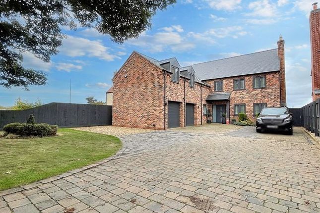 Thumbnail Detached house for sale in Sycamore House, Abbey Road, Bardney