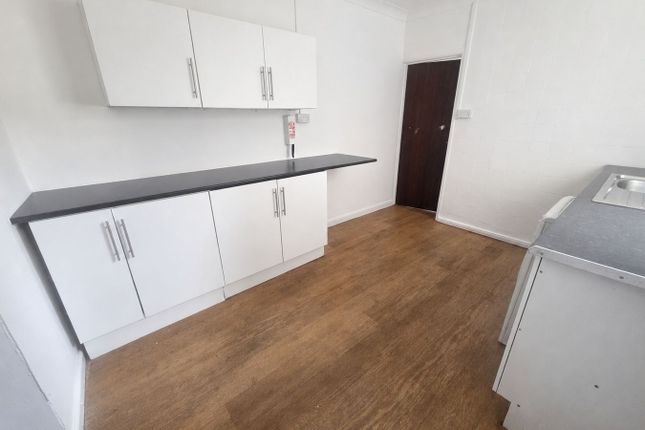 GFF 9, Thomas Street, Port Talbot photo 3