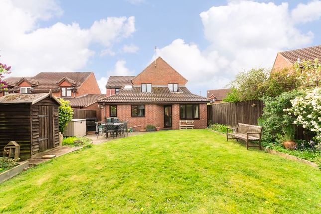 Thumbnail Detached house for sale in The Warren, Abingdon