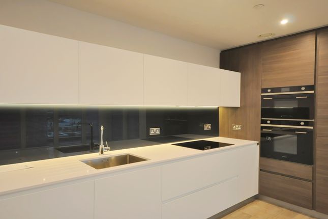Flat 501, Cobham House, 10, Pegler Square, London photo 2