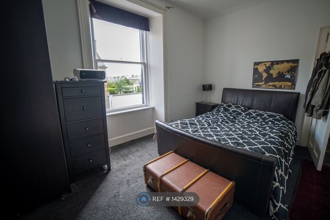 3 bed flat to rent in Barns Street, Ayr KA7