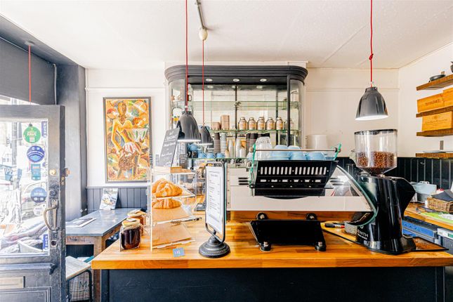 Amwell Street (35).Jpg