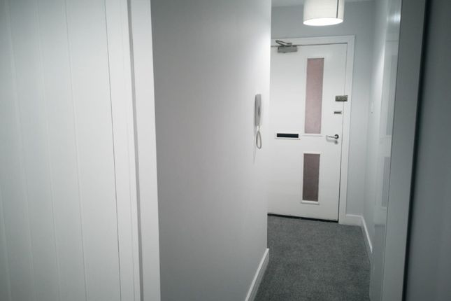 Flat to rent in Brown Street, Paisley, Renfrewshire