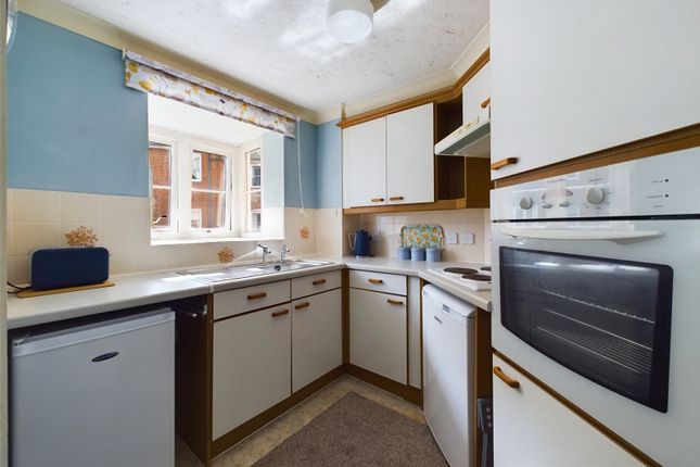 Flat for sale in Westgate Street, Gloucester, Gloucestershire