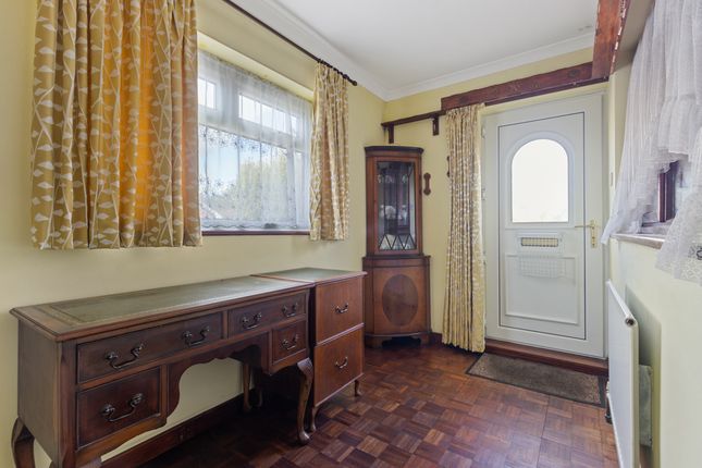 40, Wroxham Way, Felpham, West Sussex photo 2