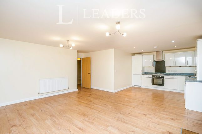 Flat 1, Greyhound House, 123 Shipbourne Road photo 5