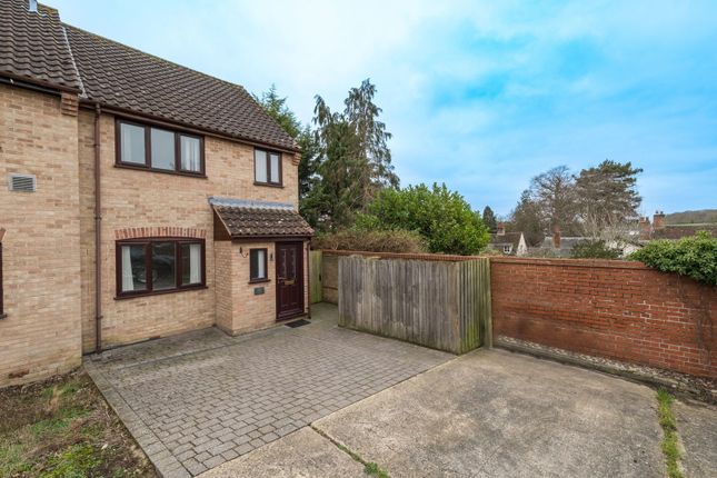 3-bed house on 9, Smock Meadow, Ipswich, £250,000