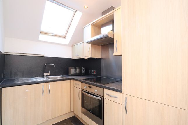 2, Francesca Court, Pudsey photo 4