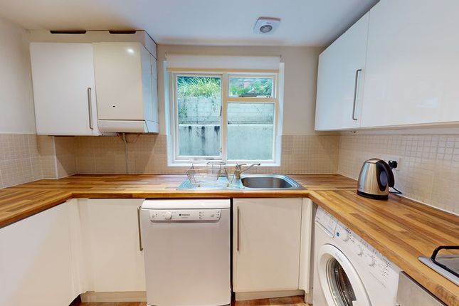 Thumbnail Property to rent in Dutton Street, London