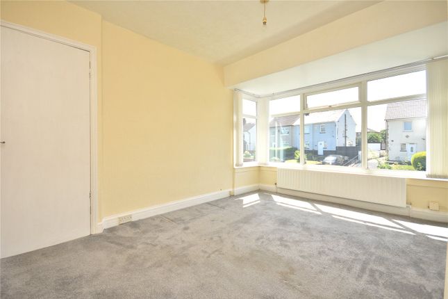 32, The Oval, West Yorkshire photo 5