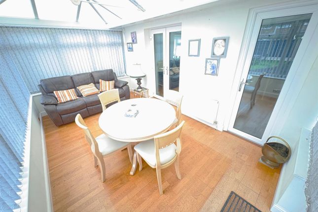24, Egerton Close, Swindon photo 4