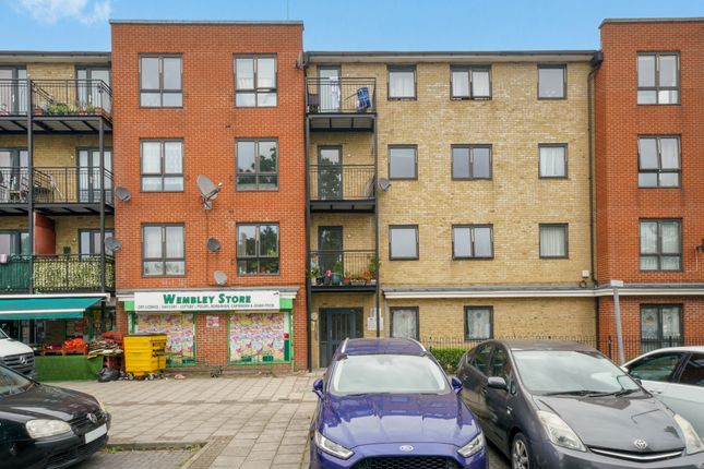 2-bed flat on 9 Bell House, Hirst Crescent, Middlesex, £310,000