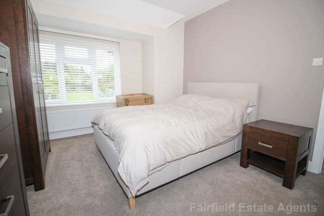 Semi-detached house to rent in Oaklands Avenue, Oxhey Hall