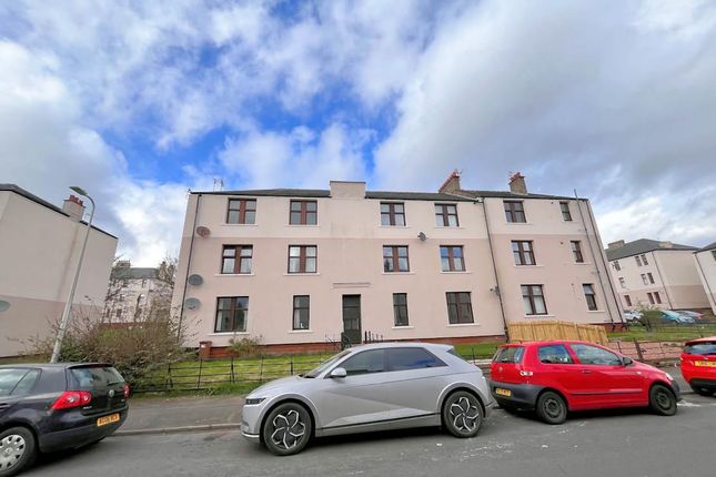 Thumbnail Flat to rent in Hepburn Street, Dundee