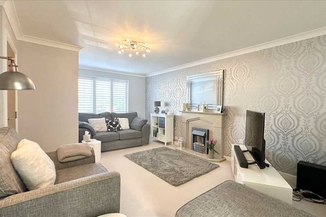 21, Woodhouse Gardens, Nottingham photo 2