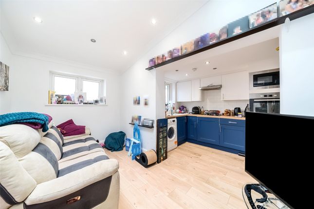 Flat for sale in Parchmore Road, Thornton Heath