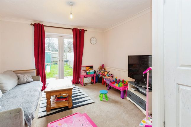 Terraced house for sale in Pearson Close, Aylesbury