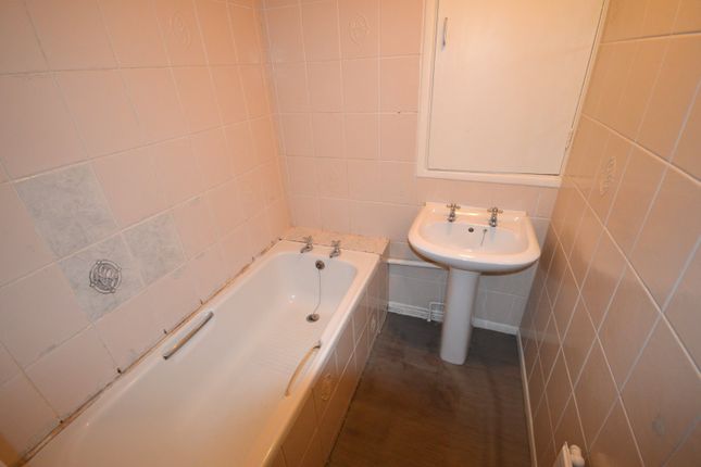 61, Batemoor Place, South Yorkshire photo 5