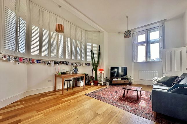 Bluecoat House,Flat 2, Sawclose, Bath photo 2