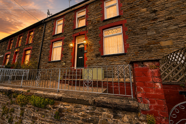 69, Heath Terrace, Porth photo 2