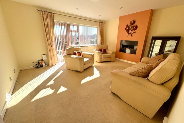 12, Orange Hill, Lutterworth photo 2