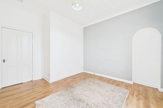 Flat 3, Hamilton photo 3