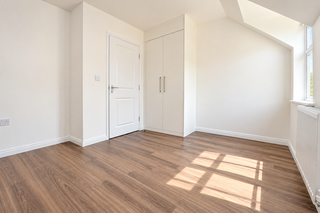 Fleet House , Mackintosh Street, Bromley photo 5