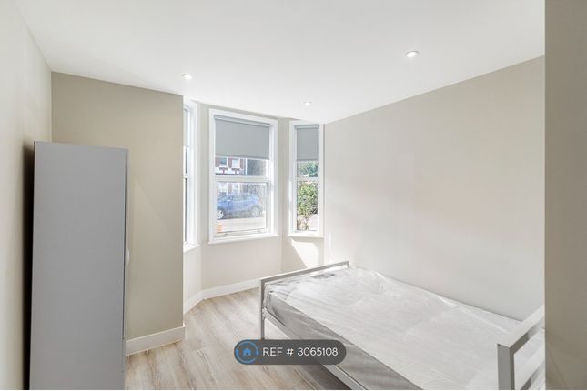 Wolseley Road, Mitcham photo 5