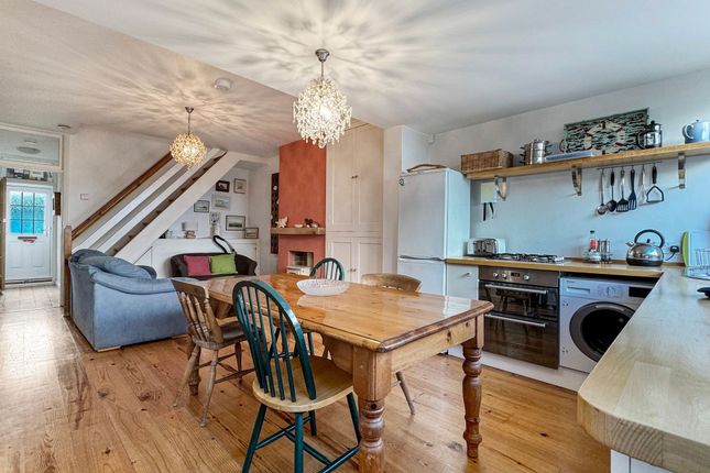 30 Solent View Road, Cowes photo 3