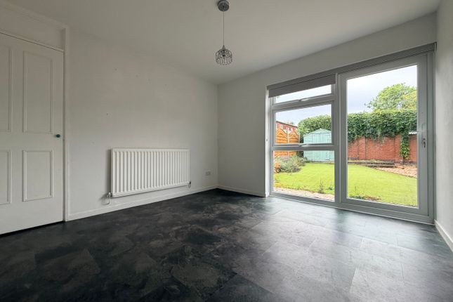 42, Birmingham photo 3