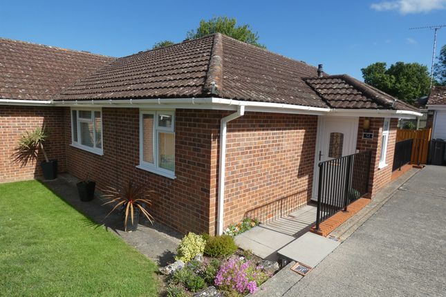 51, Raleigh Crescent, Salisbury photo 2