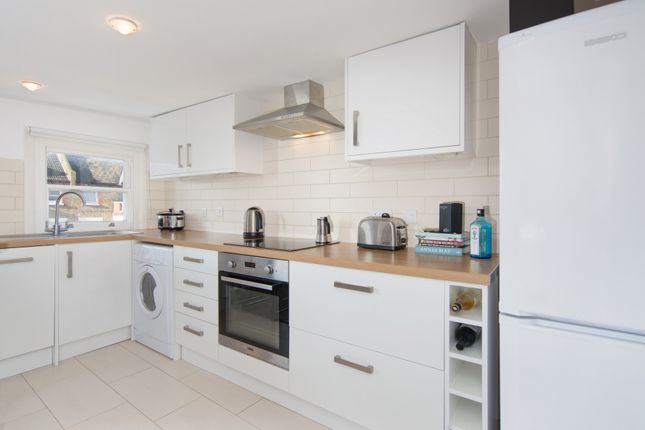 Flat D 1, Agamemnon Road, London photo 3