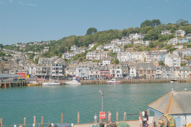 Parry 3 West View Looe-4.Jpg