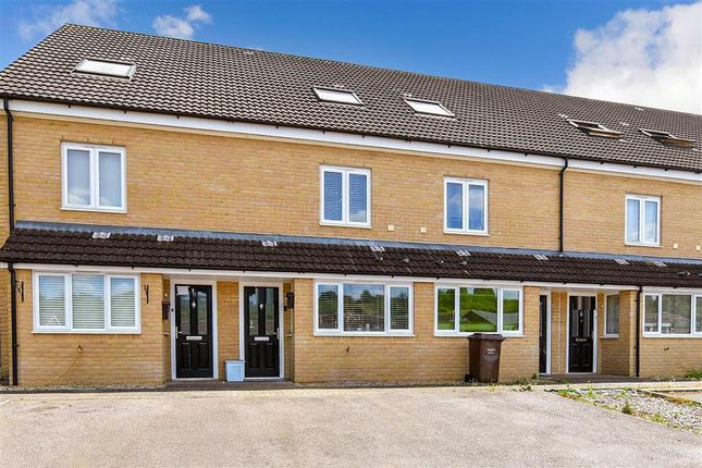 Thumbnail Town house for sale in Ironside Close, Chatham, Kent