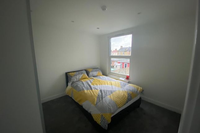 Room to rent in Kingston Road, Ilford