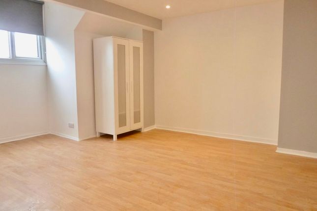 5 Woodhead Road,, Sheffield photo 4