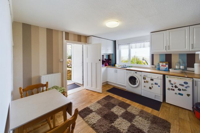 1, Wyndthorpe Gardens, Ilfracombe photo 4