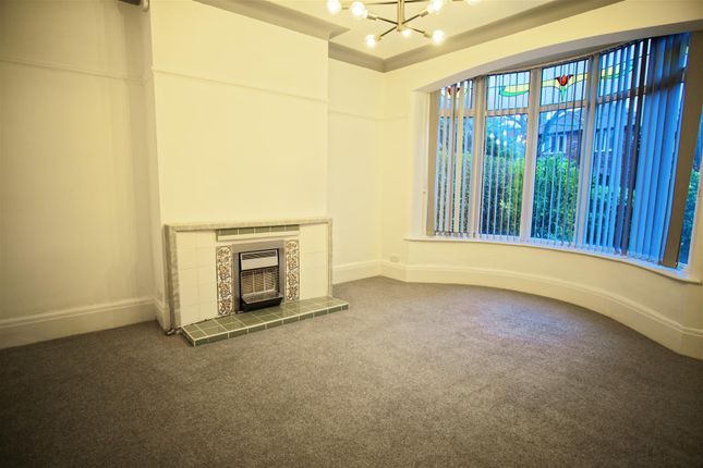 7, Kings Drive, Preston photo 3