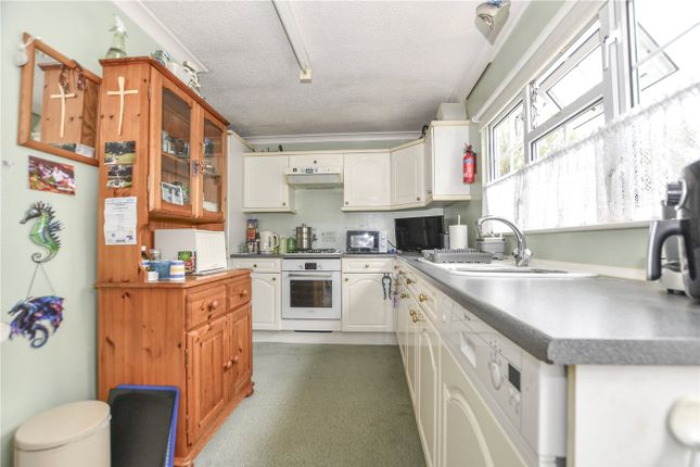 1, Devon Close, Sandhurst photo 2