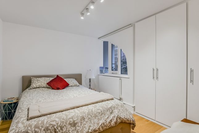 Mews house for sale in St. James's Terrace Mews, London