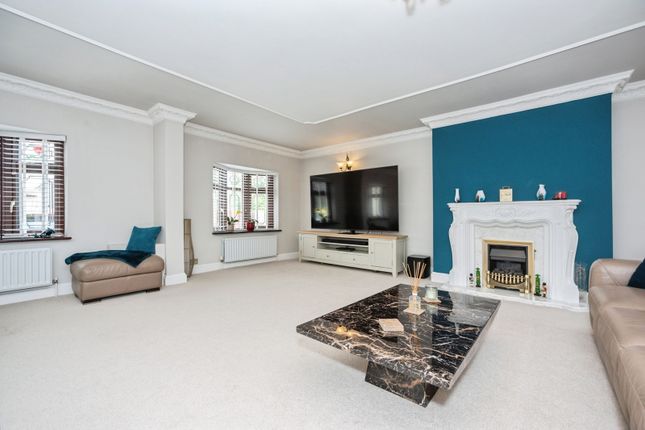 102, Hedge Place Road, Kent photo 2