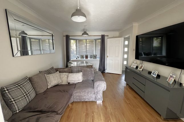 38, Pochard Way, Great Notley photo 4