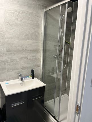 9, Manor Road, Rugby photo 5