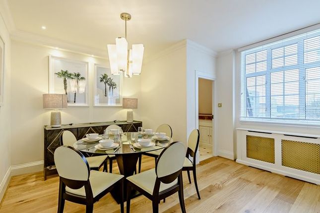 Flat 7, London photo 4