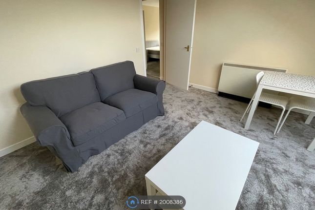 Flat to rent in John Knox Court, Aberdeen